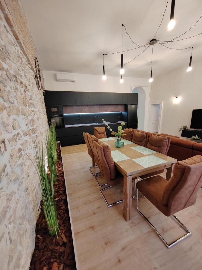 Town Square Apartment Задар Екстериор снимка