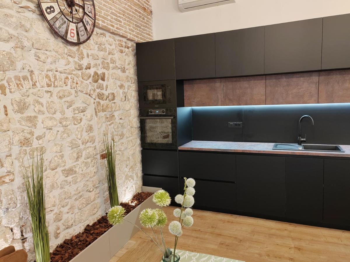 Town Square Apartment Задар Екстериор снимка