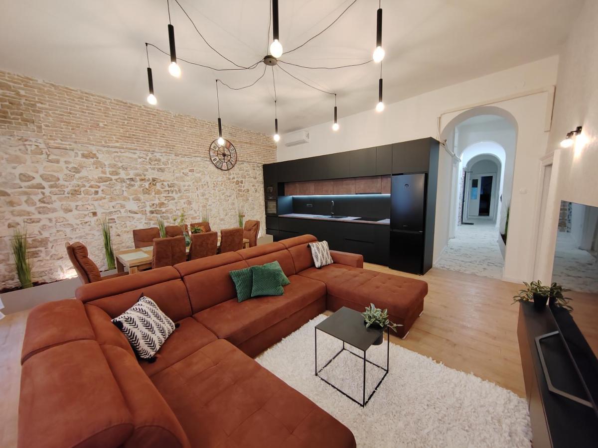 Town Square Apartment Задар Екстериор снимка