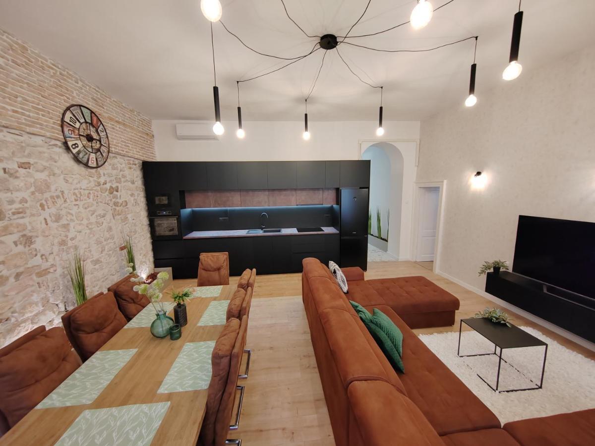 Town Square Apartment Задар Екстериор снимка