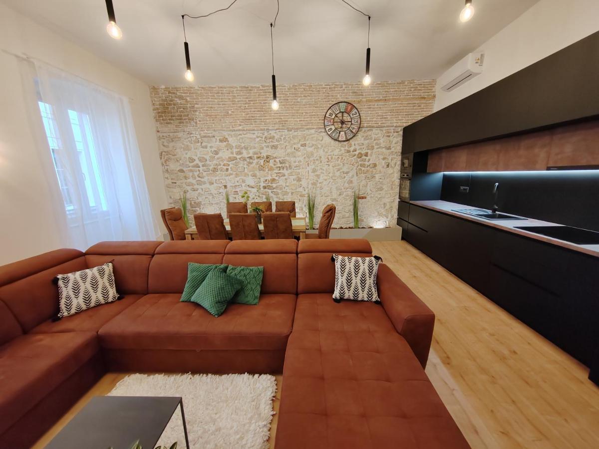 Town Square Apartment Задар Екстериор снимка