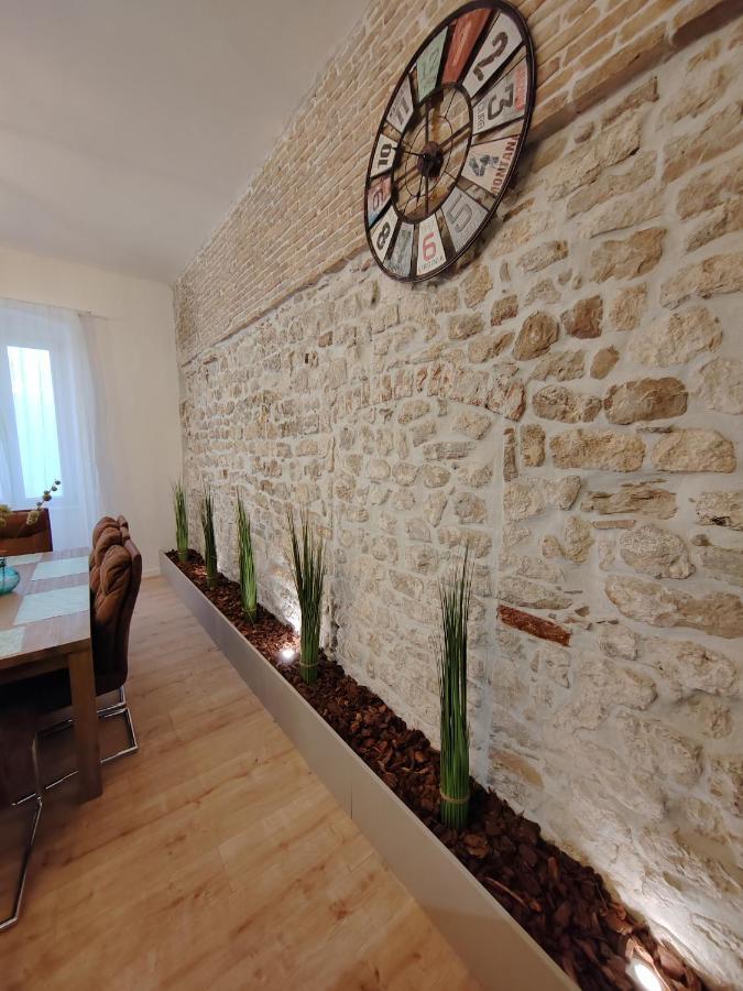Town Square Apartment Задар Екстериор снимка